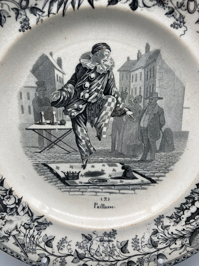Assiette Creil-Montereau  "Paillasse" Arlequin-Pierrot  milieu XIXème