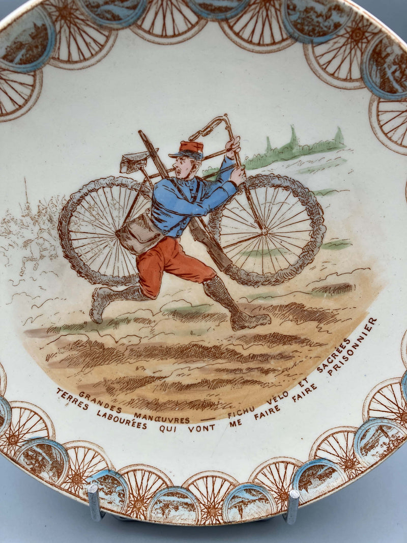 Assiette Décorative Lunéville "Cycliste" Homme fin XIXème